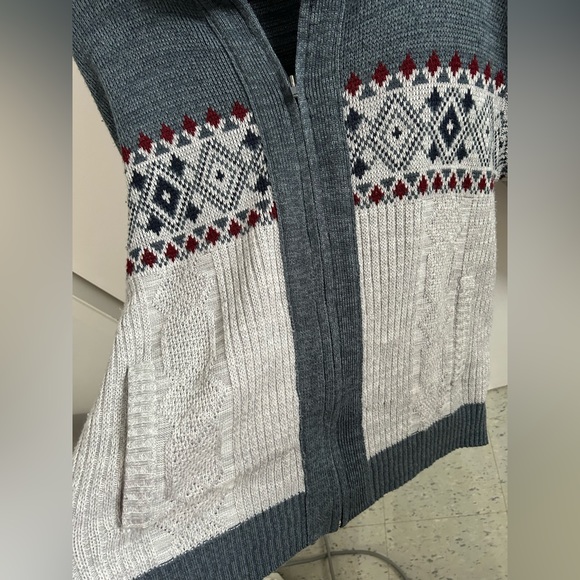 Private club vintage knitted sweater! - Picture 2 of 4